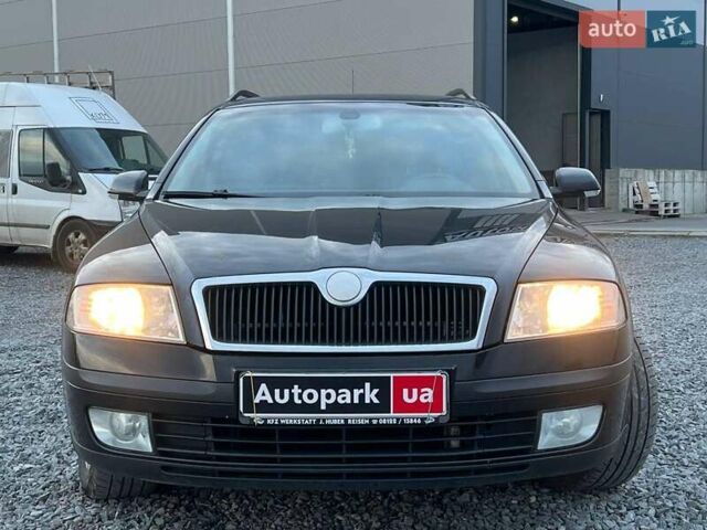 Черный Шкода Октавия, объемом двигателя 2 л и пробегом 307 тыс. км за 6990 $, фото 1 на Automoto.ua