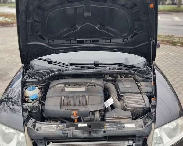 Черный Шкода Октавия, объемом двигателя 1.6 л и пробегом 214 тыс. км за 7499 $, фото 13 на Automoto.ua