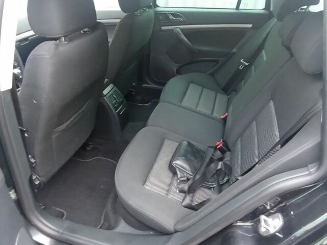 Черный Шкода Октавия, объемом двигателя 0 л и пробегом 204 тыс. км за 7338 $, фото 1 на Automoto.ua