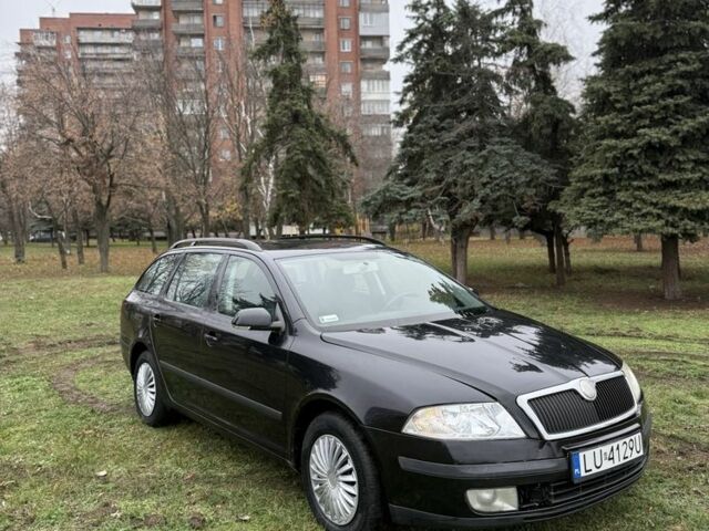 Черный Шкода Октавия, объемом двигателя 1.9 л и пробегом 300 тыс. км за 3300 $, фото 1 на Automoto.ua