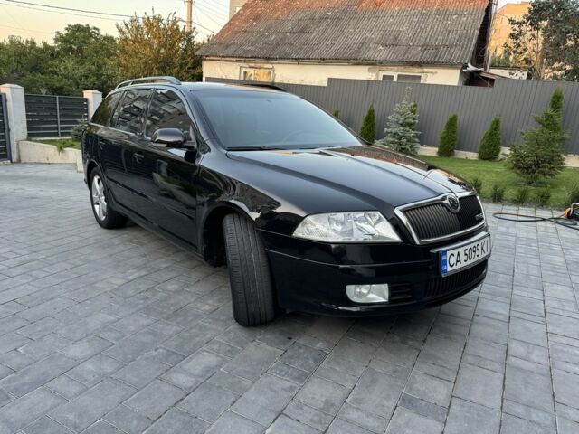 Черный Шкода Октавия, объемом двигателя 2 л и пробегом 280 тыс. км за 7000 $, фото 1 на Automoto.ua