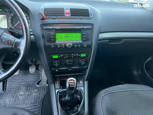 Чорний Шкода Октавія, об'ємом двигуна 2 л та пробігом 307 тис. км за 6990 $, фото 25 на Automoto.ua