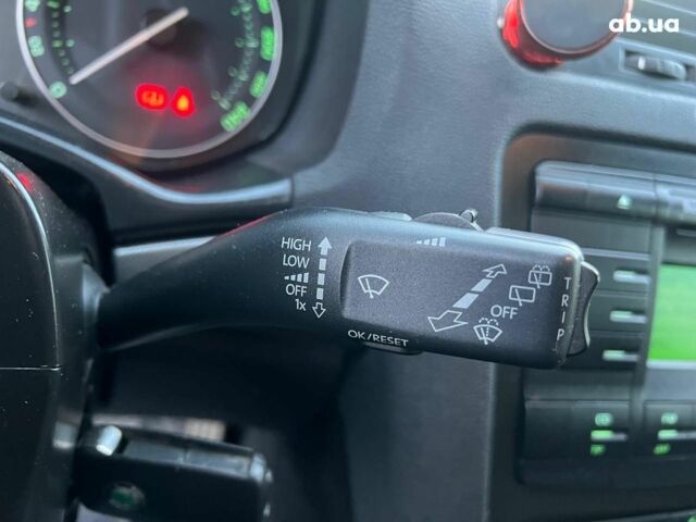 Чорний Шкода Октавія, об'ємом двигуна 2 л та пробігом 307 тис. км за 6990 $, фото 23 на Automoto.ua