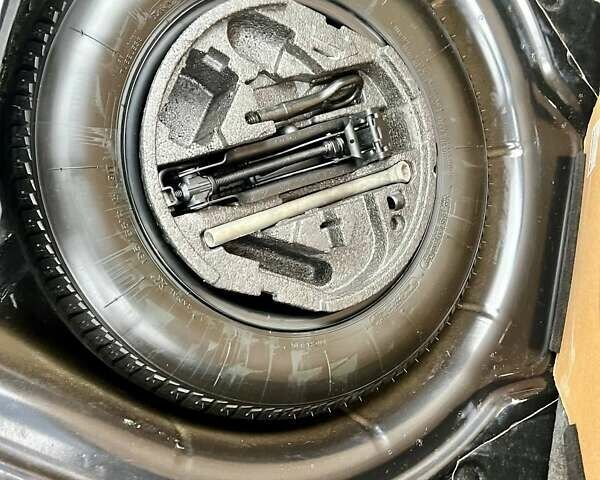 Черный Шкода Октавия, объемом двигателя 1.6 л и пробегом 198 тыс. км за 6700 $, фото 124 на Automoto.ua