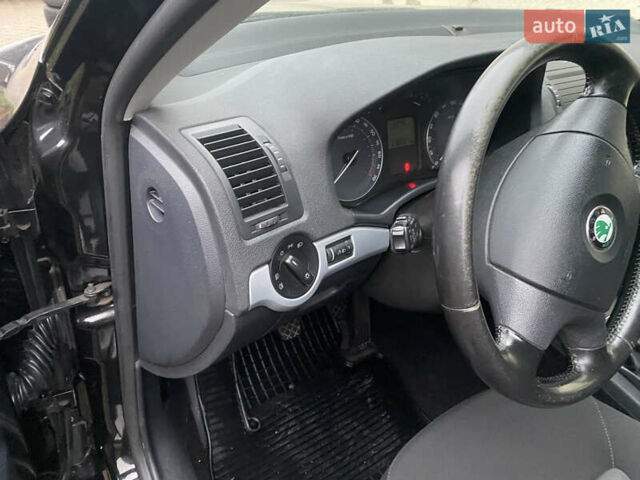 Черный Шкода Октавия, объемом двигателя 1.6 л и пробегом 230 тыс. км за 6800 $, фото 14 на Automoto.ua