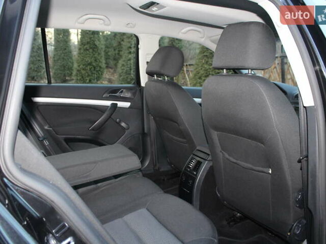 Черный Шкода Октавия, объемом двигателя 1.6 л и пробегом 215 тыс. км за 6390 $, фото 96 на Automoto.ua