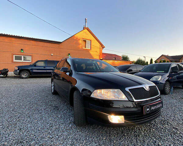 Чорний Шкода Октавія, об'ємом двигуна 1.8 л та пробігом 203 тис. км за 7300 $, фото 1 на Automoto.ua