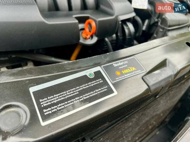 Черный Шкода Октавия, объемом двигателя 1.6 л и пробегом 198 тыс. км за 6700 $, фото 58 на Automoto.ua