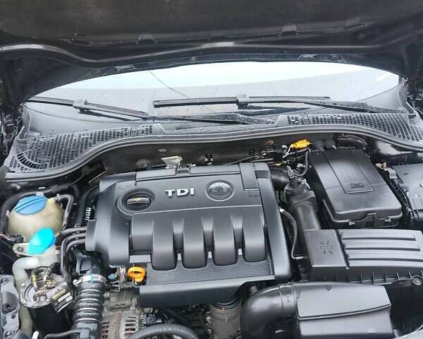 Чорний Шкода Октавія, об'ємом двигуна 1.9 л та пробігом 208 тис. км за 6900 $, фото 3 на Automoto.ua