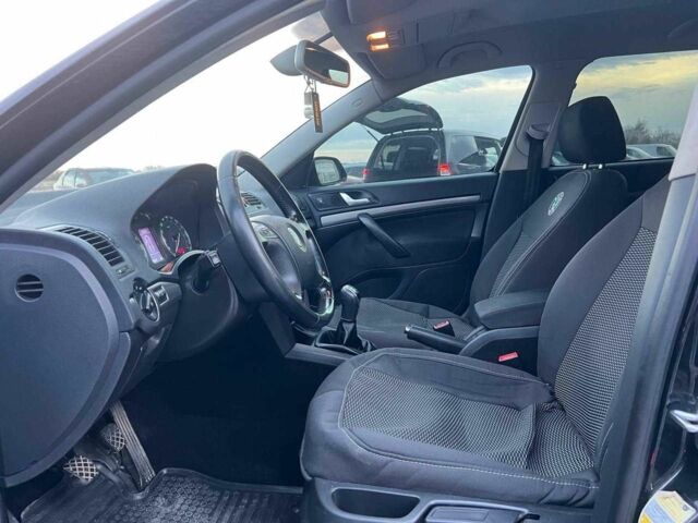 Черный Шкода Октавия, объемом двигателя 2 л и пробегом 307 тыс. км за 6990 $, фото 18 на Automoto.ua