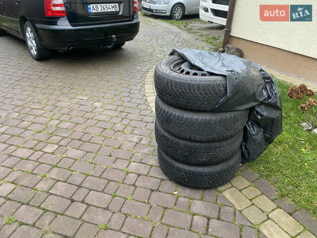 Черный Шкода Октавия, объемом двигателя 1.6 л и пробегом 230 тыс. км за 6800 $, фото 26 на Automoto.ua