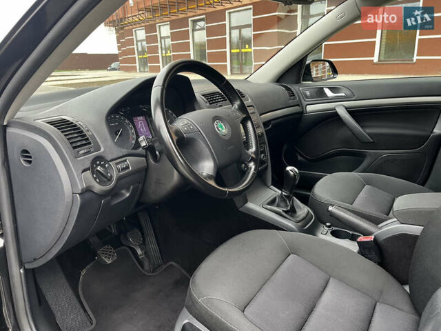 Чорний Шкода Октавія, об'ємом двигуна 1.8 л та пробігом 149 тис. км за 7399 $, фото 45 на Automoto.ua