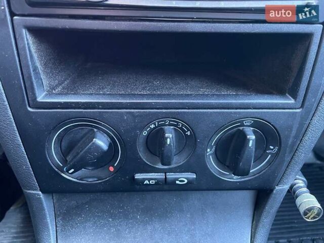 Шкода Октавия 2008 в Киеве на Automoto.ua Черный Шкода Октавия, объемом двигателя 1.6 л и пробегом 250 тыс. км за 6490 $, фото 23 на Automoto.ua