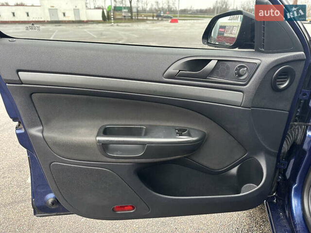 Черный Шкода Октавия, объемом двигателя 1.6 л и пробегом 246 тыс. км за 5500 $, фото 10 на Automoto.ua