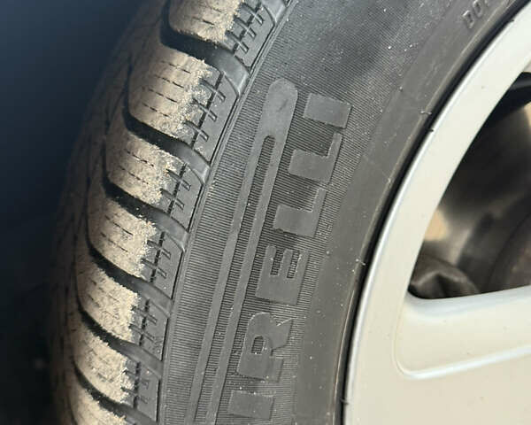 Черный Шкода Октавия, объемом двигателя 1.8 л и пробегом 197 тыс. км за 6500 $, фото 7 на Automoto.ua