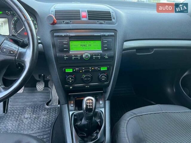 Черный Шкода Октавия, объемом двигателя 2 л и пробегом 307 тыс. км за 6990 $, фото 25 на Automoto.ua