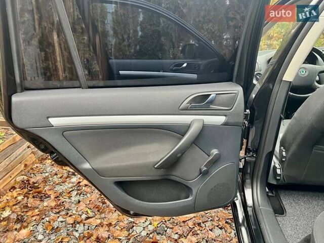 Черный Шкода Октавия, объемом двигателя 1.6 л и пробегом 198 тыс. км за 6700 $, фото 91 на Automoto.ua