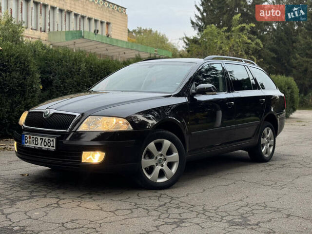 Черный Шкода Октавия, объемом двигателя 1.6 л и пробегом 187 тыс. км за 6600 $, фото 1 на Automoto.ua