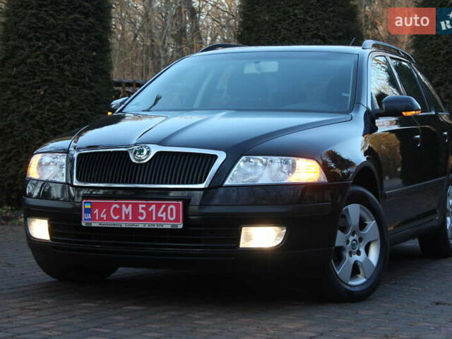 Черный Шкода Октавия, объемом двигателя 1.6 л и пробегом 215 тыс. км за 6390 $, фото 3 на Automoto.ua