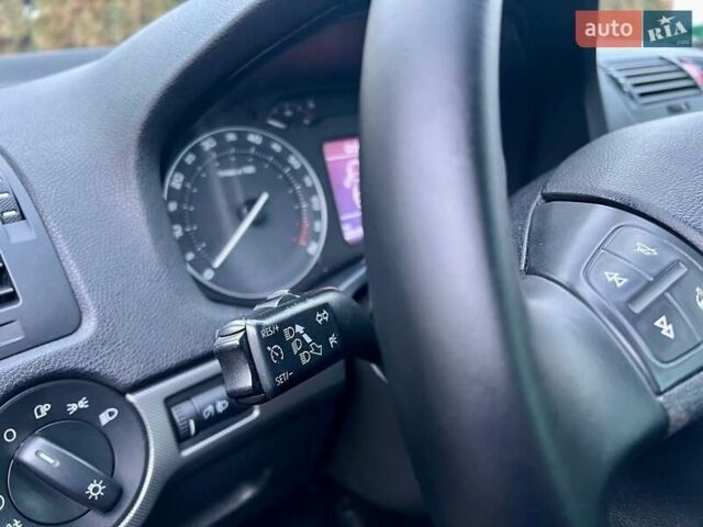 Чорний Шкода Октавія, об'ємом двигуна 1.8 л та пробігом 182 тис. км за 5999 $, фото 89 на Automoto.ua
