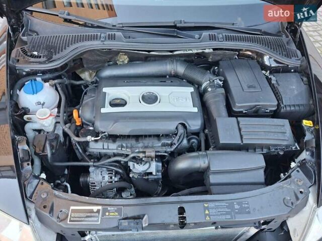 Чорний Шкода Октавія, об'ємом двигуна 1.8 л та пробігом 261 тис. км за 6800 $, фото 7 на Automoto.ua