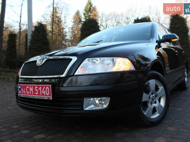 Черный Шкода Октавия, объемом двигателя 1.6 л и пробегом 215 тыс. км за 6390 $, фото 8 на Automoto.ua