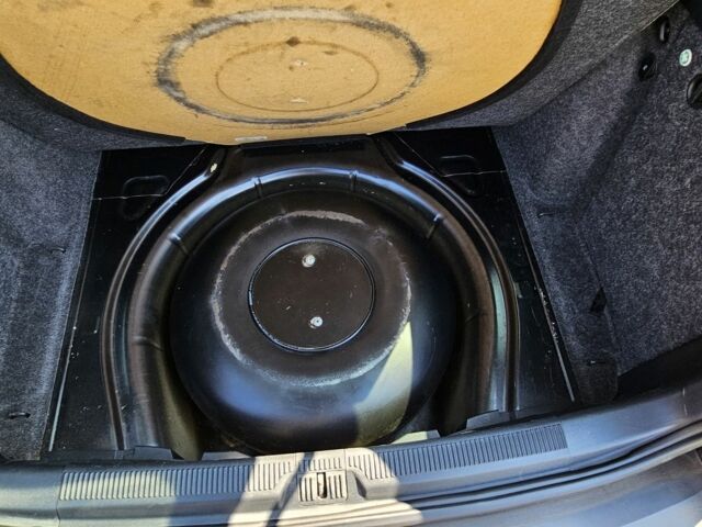 Черный Шкода Октавия, объемом двигателя 1.6 л и пробегом 252 тыс. км за 6200 $, фото 13 на Automoto.ua