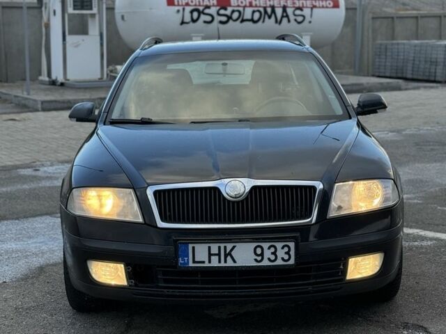 Черный Шкода Октавия, объемом двигателя 1.9 л и пробегом 280 тыс. км за 3550 $, фото 5 на Automoto.ua