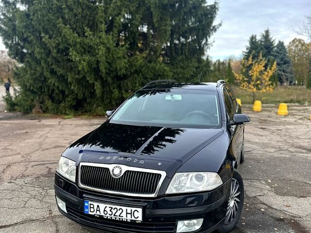 Черный Шкода Октавия, объемом двигателя 2 л и пробегом 270 тыс. км за 6200 $, фото 1 на Automoto.ua