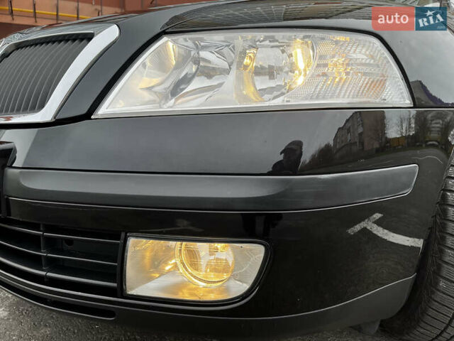 Черный Шкода Октавия, объемом двигателя 1.8 л и пробегом 149 тыс. км за 7399 $, фото 39 на Automoto.ua