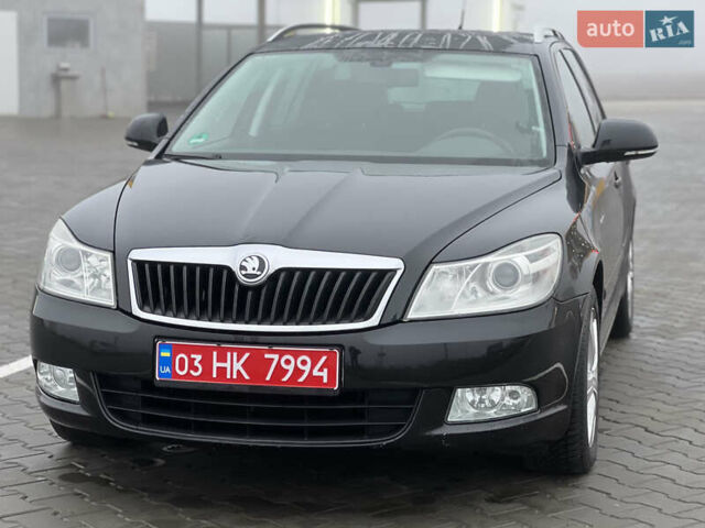 Черный Шкода Октавия, объемом двигателя 1.82 л и пробегом 220 тыс. км за 7700 $, фото 3 на Automoto.ua