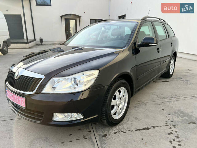 Черный Шкода Октавия, объемом двигателя 1.4 л и пробегом 148 тыс. км за 6400 $, фото 1 на Automoto.ua