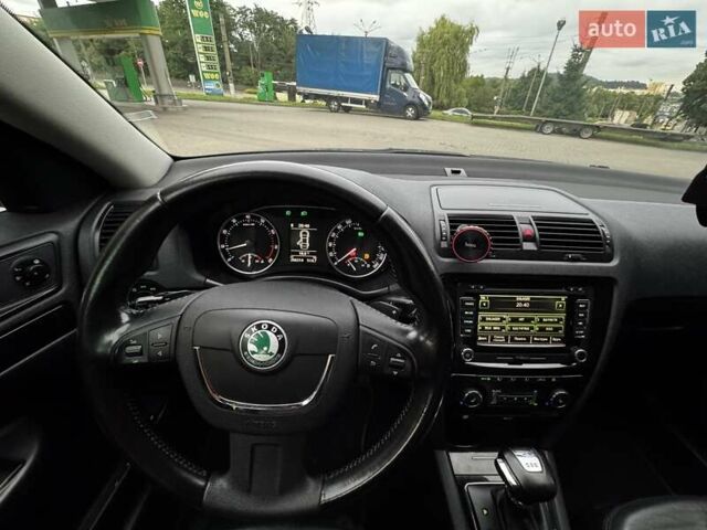 Черный Шкода Октавия, объемом двигателя 1.8 л и пробегом 206 тыс. км за 9400 $, фото 4 на Automoto.ua