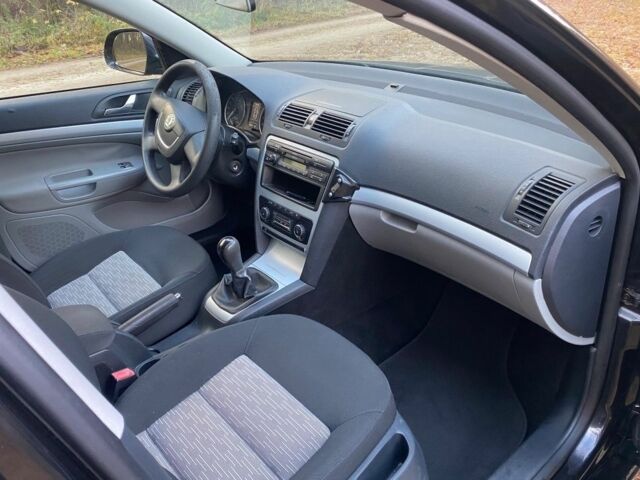 Чорний Шкода Октавія, об'ємом двигуна 1.9 л та пробігом 248 тис. км за 2650 $, фото 7 на Automoto.ua