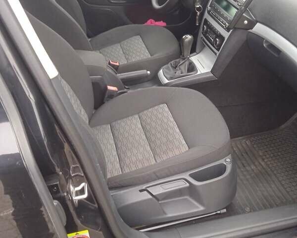 Чорний Шкода Октавія, об'ємом двигуна 1.6 л та пробігом 193 тис. км за 7400 $, фото 12 на Automoto.ua