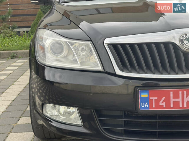 Черный Шкода Октавия, объемом двигателя 1.6 л и пробегом 246 тыс. км за 8499 $, фото 9 на Automoto.ua