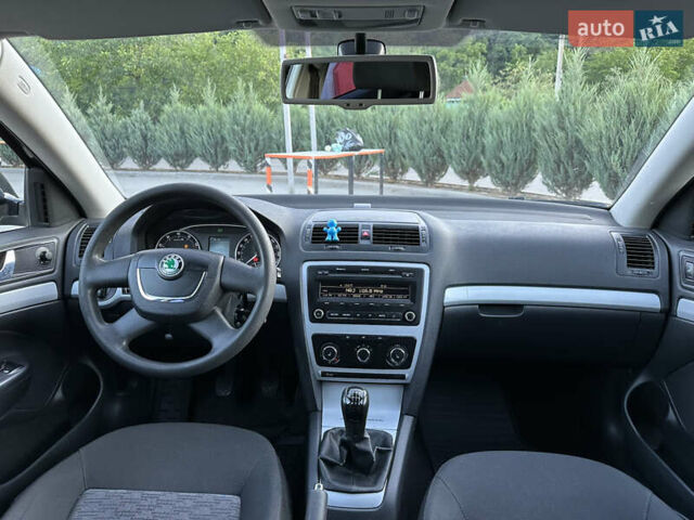 Шкода Октавия 2009 в Полтаве на Automoto.ua Черный Шкода Октавия, объемом двигателя 1.8 л и пробегом 195 тыс. км за 7799 $, фото 20 на Automoto.ua