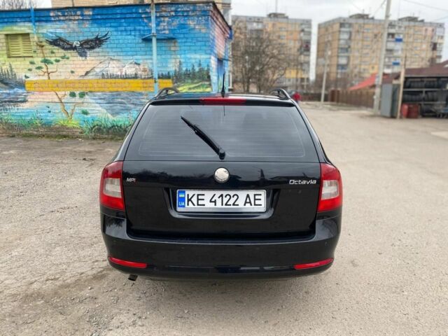 Черный Шкода Октавия, объемом двигателя 1.6 л и пробегом 290 тыс. км за 6800 $, фото 4 на Automoto.ua