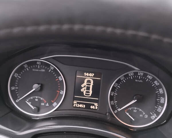 Черный Шкода Октавия, объемом двигателя 1.8 л и пробегом 212 тыс. км за 7700 $, фото 10 на Automoto.ua