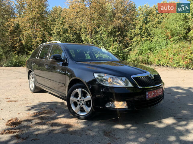 Черный Шкода Октавия, объемом двигателя 1.6 л и пробегом 240 тыс. км за 8200 $, фото 3 на Automoto.ua