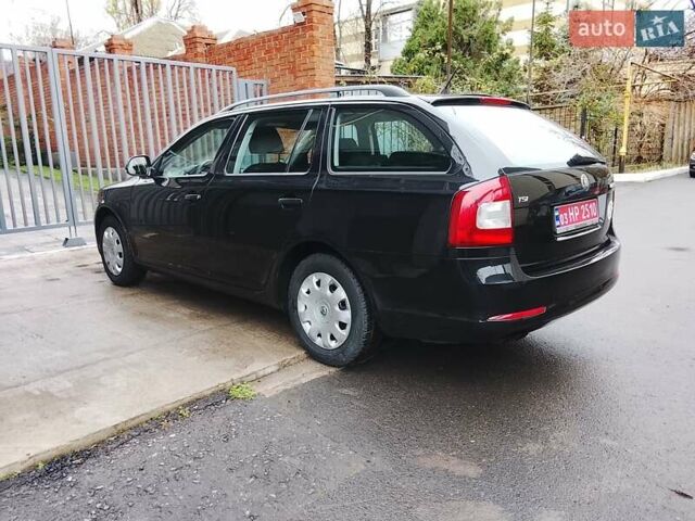 Черный Шкода Октавия, объемом двигателя 1.4 л и пробегом 233 тыс. км за 6950 $, фото 4 на Automoto.ua