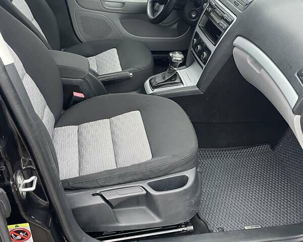 Черный Шкода Октавия, объемом двигателя 1.9 л и пробегом 293 тыс. км за 7200 $, фото 14 на Automoto.ua