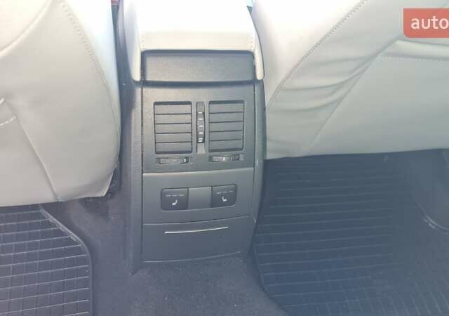 Черный Шкода Октавия, объемом двигателя 1.8 л и пробегом 226 тыс. км за 7700 $, фото 11 на Automoto.ua