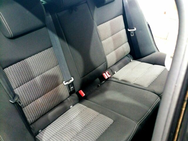 Черный Шкода Октавия, объемом двигателя 0 л и пробегом 221 тыс. км за 7200 $, фото 10 на Automoto.ua