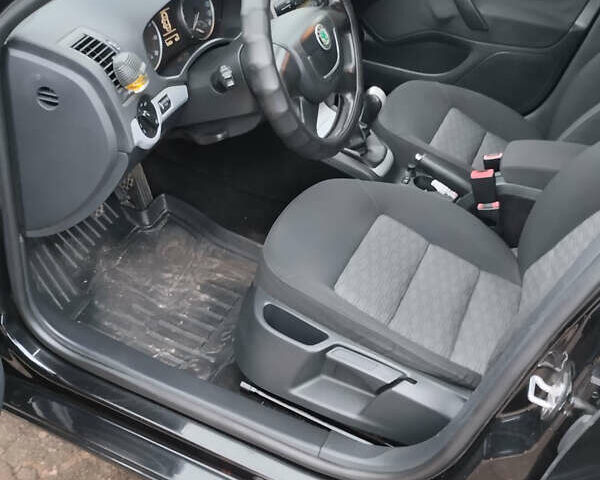 Черный Шкода Октавия, объемом двигателя 1.8 л и пробегом 212 тыс. км за 7700 $, фото 8 на Automoto.ua