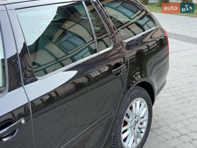 Черный Шкода Октавия, объемом двигателя 0 л и пробегом 215 тыс. км за 8800 $, фото 80 на Automoto.ua