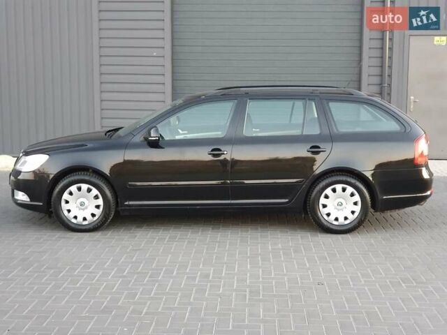 Черный Шкода Октавия, объемом двигателя 1.8 л и пробегом 245 тыс. км за 7350 $, фото 7 на Automoto.ua