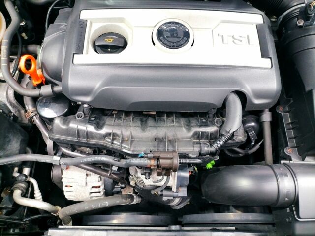 Черный Шкода Октавия, объемом двигателя 0 л и пробегом 221 тыс. км за 7200 $, фото 19 на Automoto.ua