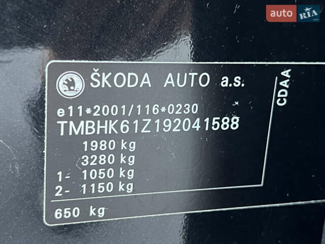 Черный Шкода Октавия, объемом двигателя 1.8 л и пробегом 233 тыс. км за 6900 $, фото 55 на Automoto.ua