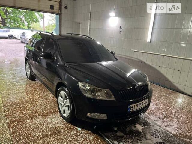 Черный Шкода Октавия, объемом двигателя 1.8 л и пробегом 219 тыс. км за 7150 $, фото 1 на Automoto.ua